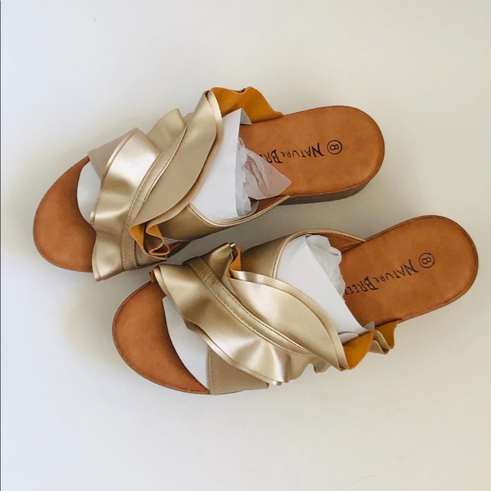 Gold Ruffle Flatform - Picture 2 of 4